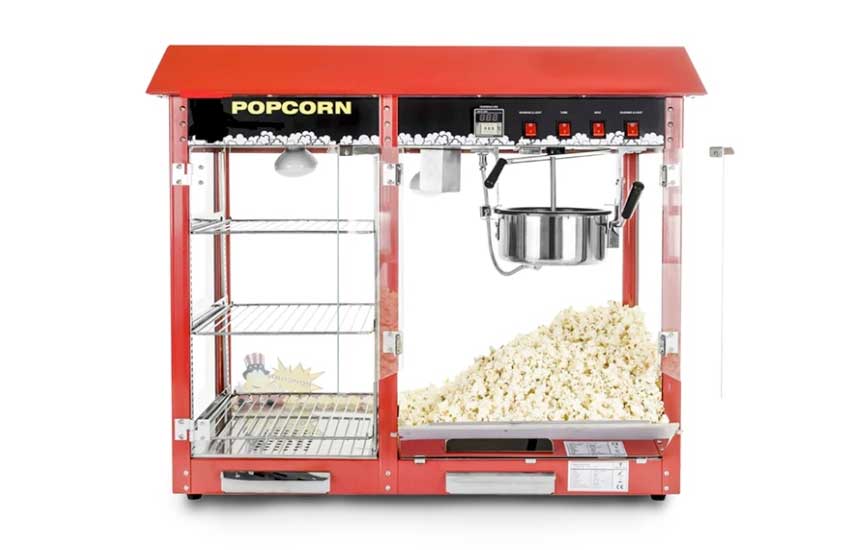 Urządzenie do popcornu z podświetlaną witryną na dużej imprezie plenerowej