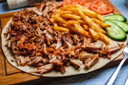 Kebab doskonały: jak zoptymalizować pracę dzięki opiekaczom i nożom elektrycznym
